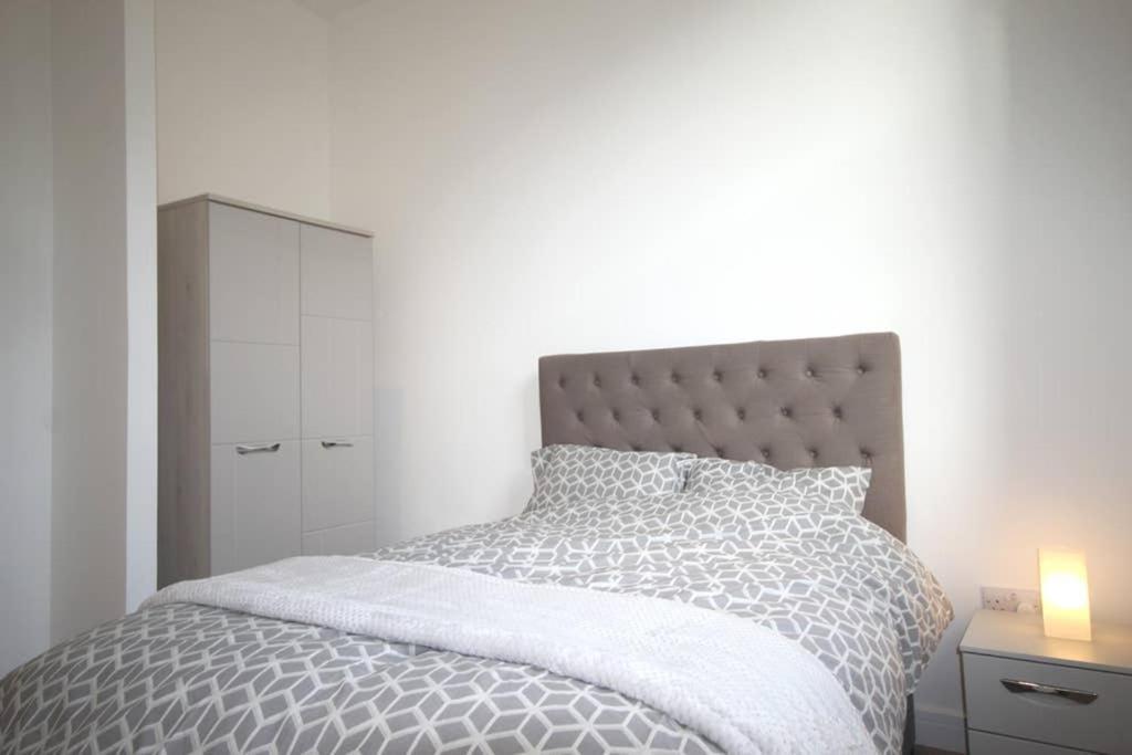 Smart Living Apartments Bradford  Luaran gambar
